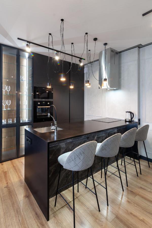Apartment Royal Vip On Gorodotska 31